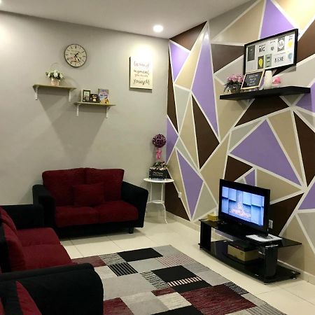 D'Q Putra Homestay Melaka Unit Miqa Εξωτερικό φωτογραφία